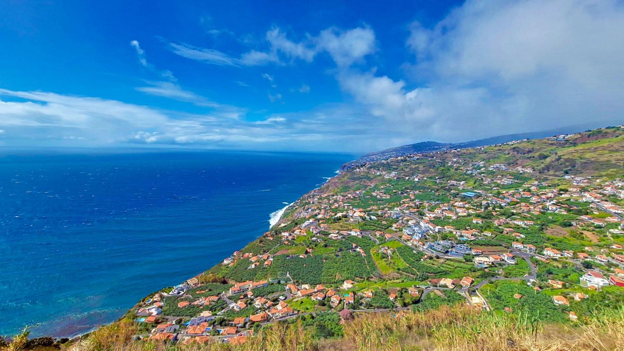 Villa Blue Marlin By Lovelystay Calheta  Exterior photo