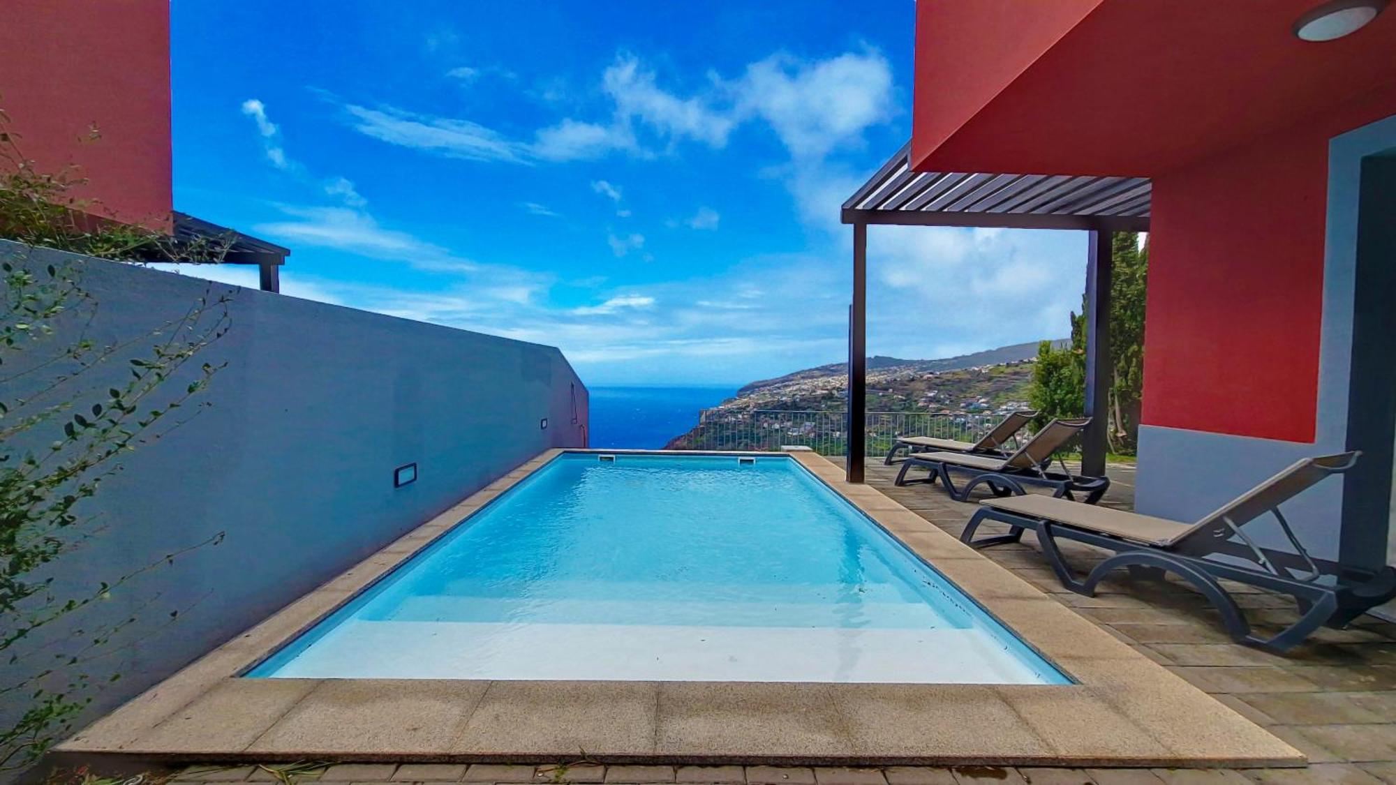 Villa Blue Marlin By Lovelystay Calheta  Exterior photo